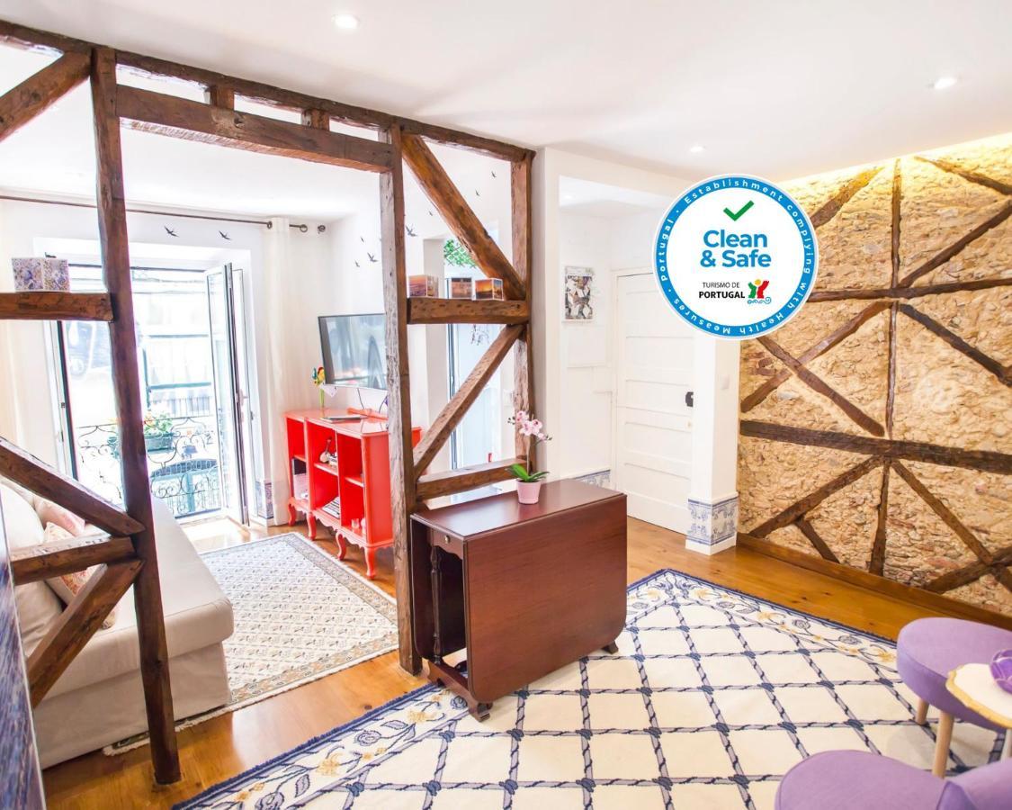 Typical Bairro Alto Apartment ליסבון מראה חיצוני תמונה