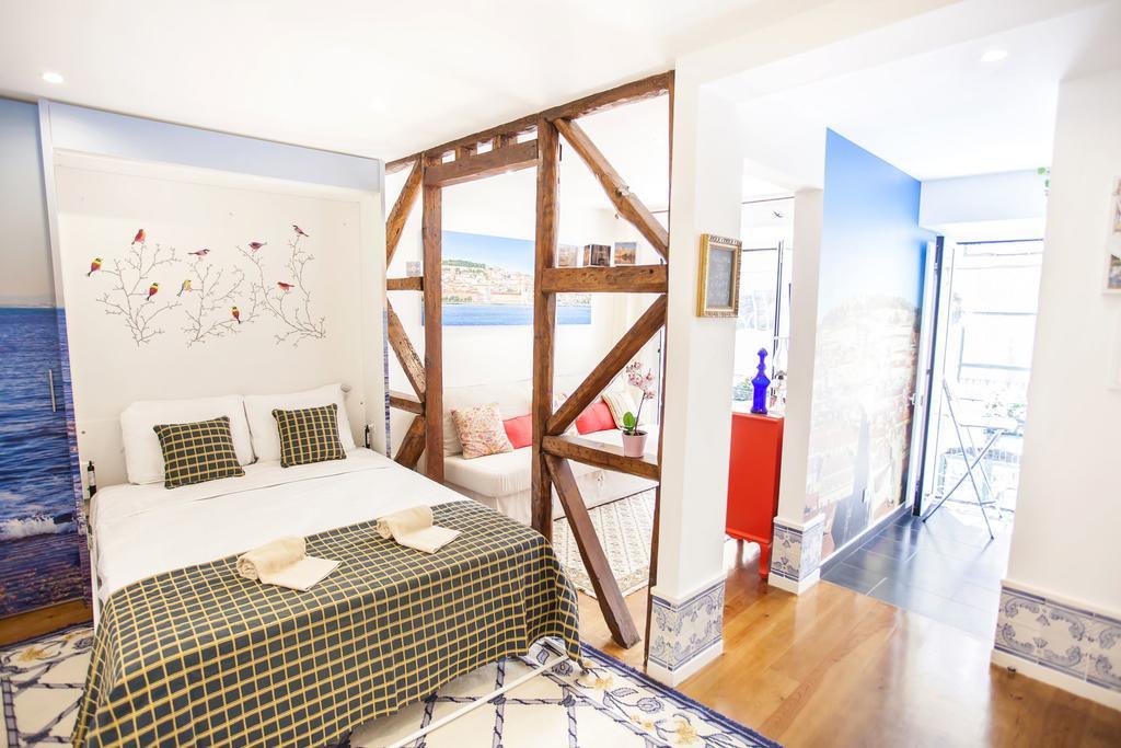 Typical Bairro Alto Apartment ליסבון מראה חיצוני תמונה