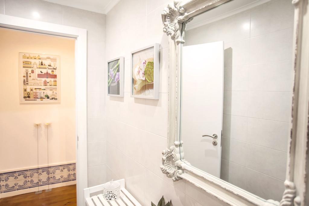 Typical Bairro Alto Apartment ליסבון מראה חיצוני תמונה